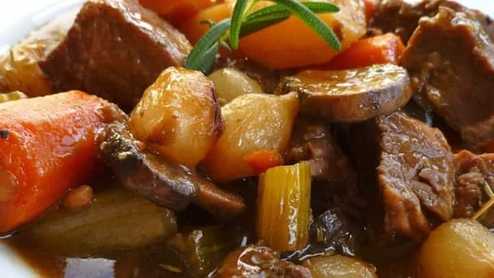 beef pot roast with carrots and celery
