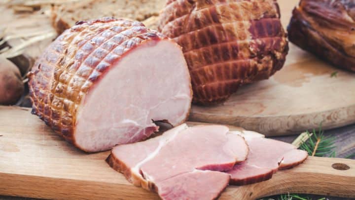 Why To Choose Ham Over Turkey for Thanksgiving
