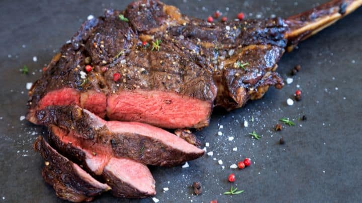 3 Things That Make Tomahawk Steaks So Special