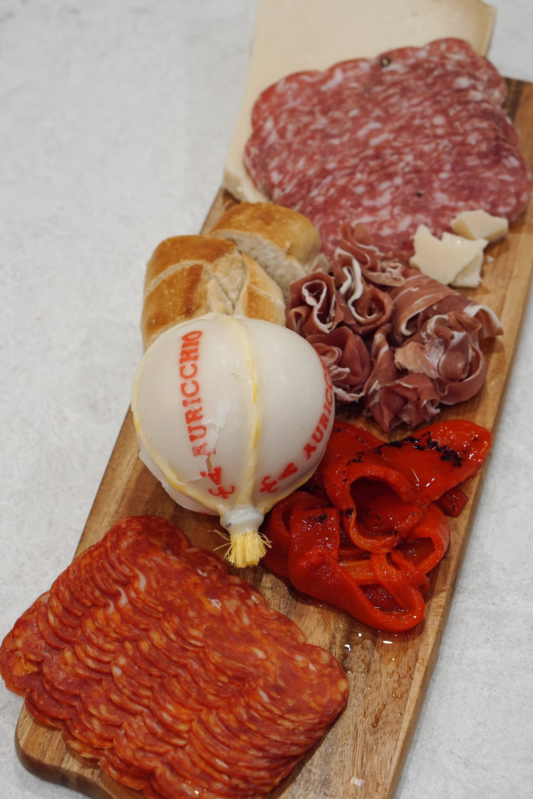 HOST BOX- DRIED MEATS AND CHEESES